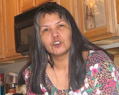 Maria-12-2005-purple_71_d.jpg